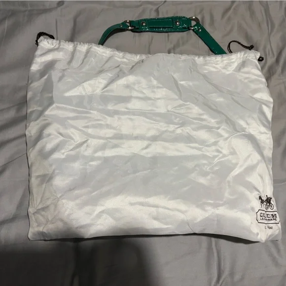 Vintage Coach purse! - Picture 6 of 6